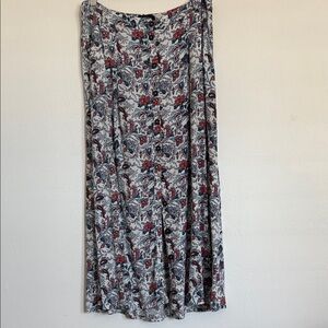 Chic Paisley Maxi Skirt in Red and Blue